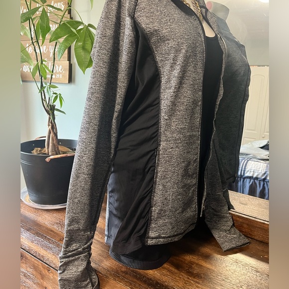 VSX - Picture 4 of 6